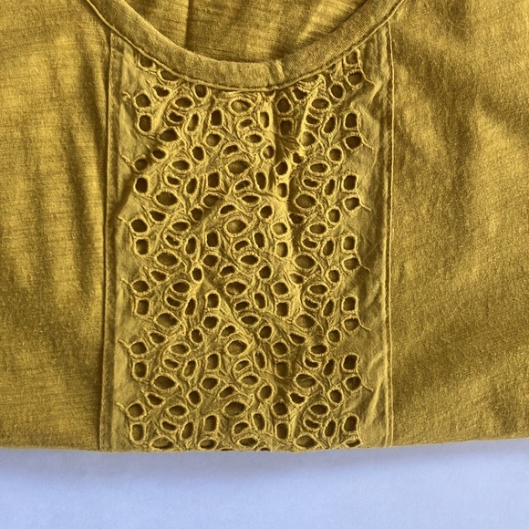 3/$20 Lands End eyelet cotton tank top yellow Small - Picture 9 of 9
